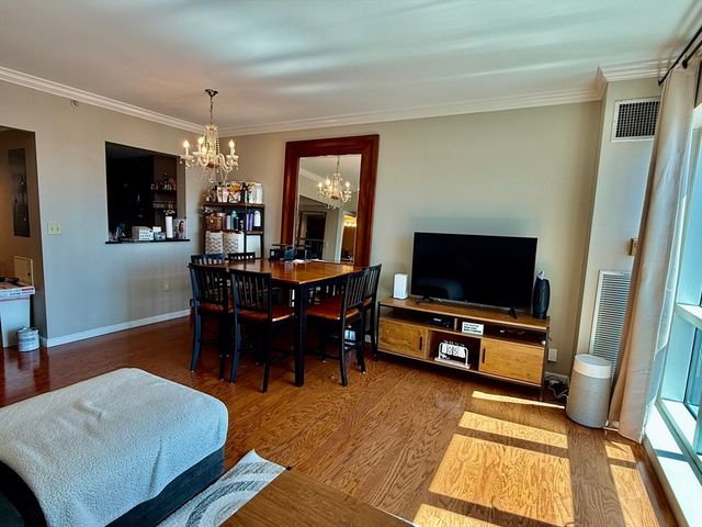 1 Nassau St 2108, Boston, MA 02111