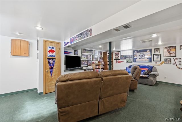 329 Lamont Drive, Amherst, NY 14226