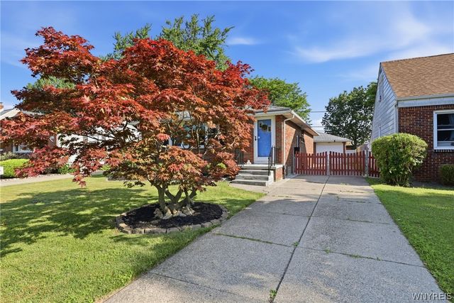 329 Lamont Drive, Amherst, NY 14226