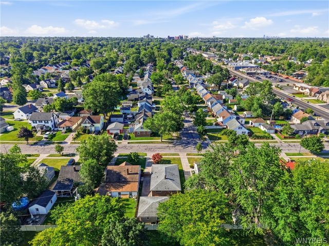 329 Lamont Drive, Amherst, NY 14226