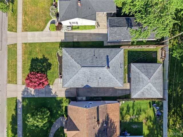 329 Lamont Drive, Amherst, NY 14226