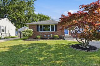 329 Lamont Drive, Amherst, NY 14226