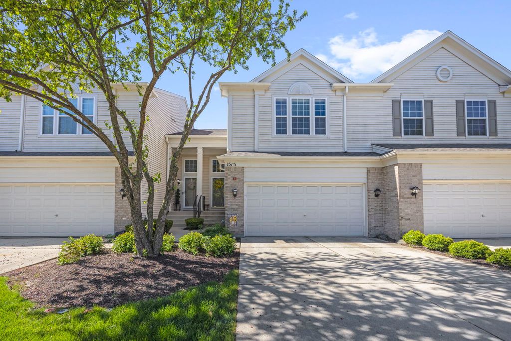 1513 Yellowstone Drive, Streamwood, IL 60107