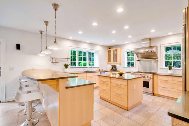 123 Brite Avenue, Scarsdale, NY 10583
