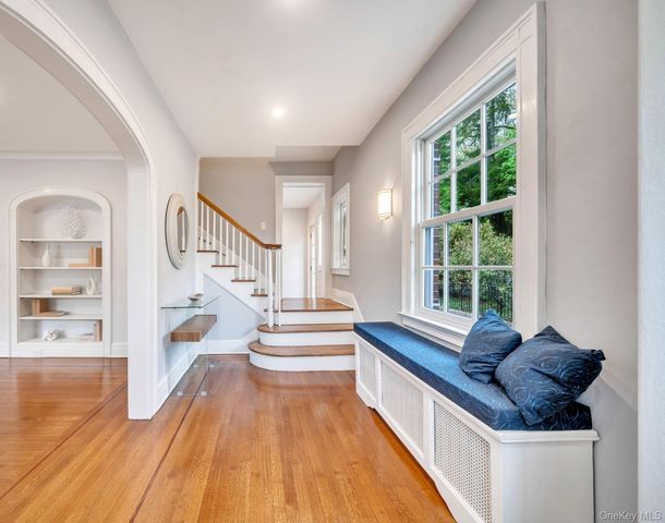 123 Brite Avenue, Scarsdale, NY 10583