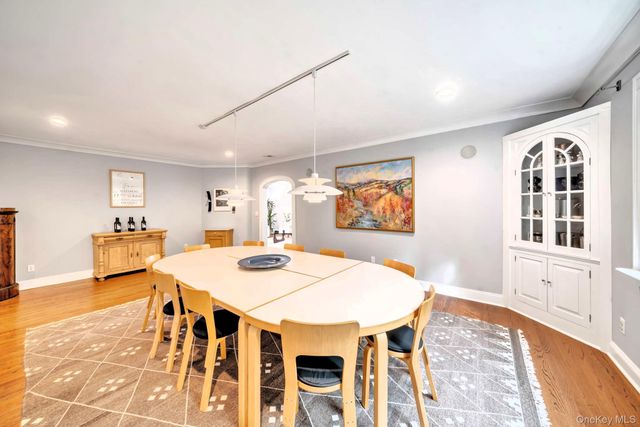 123 Brite Avenue, Scarsdale, NY 10583