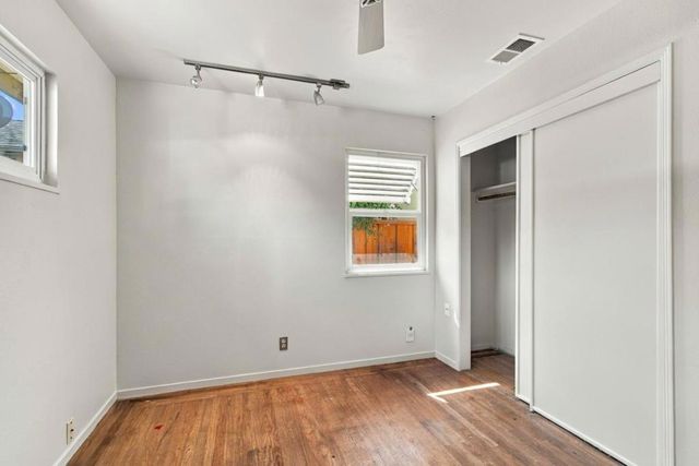 894 Hazelnut Court, Sunnyvale, CA 94087