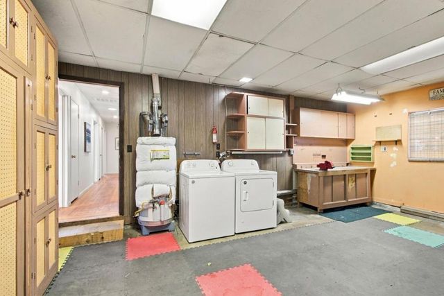 894 Hazelnut Court, Sunnyvale, CA 94087
