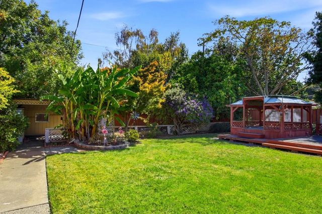 894 Hazelnut Court, Sunnyvale, CA 94087