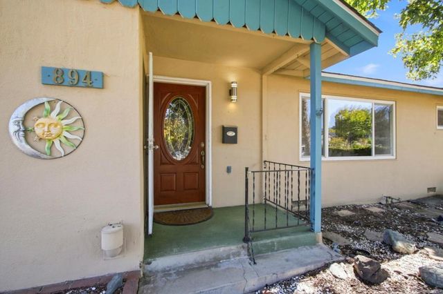 894 Hazelnut Court, Sunnyvale, CA 94087