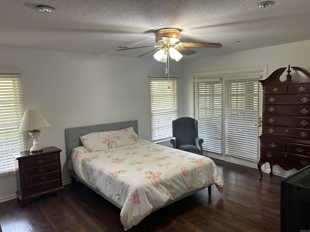 4021 S Cherry, Pine Bluff, AR 71603