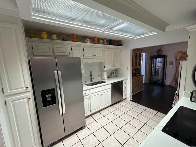 4021 S Cherry, Pine Bluff, AR 71603