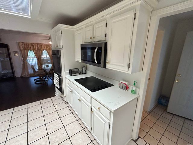 4021 S Cherry, Pine Bluff, AR 71603