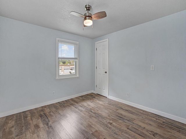 5633 ESSEX WAY, New Port Richey, FL 34652