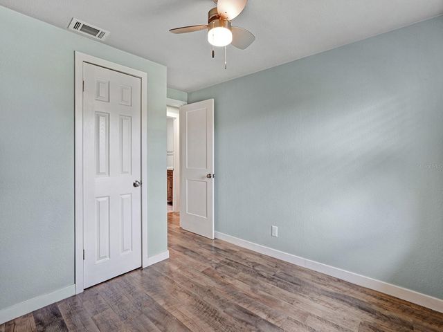 5633 ESSEX WAY, New Port Richey, FL 34652