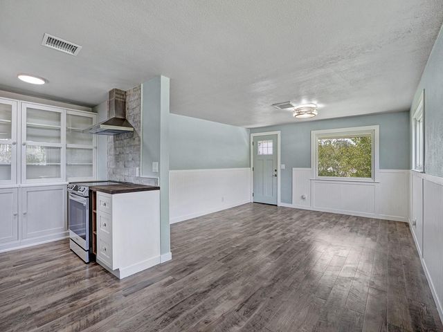 5633 ESSEX WAY, New Port Richey, FL 34652