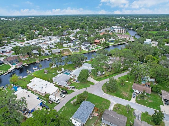 5633 ESSEX WAY, New Port Richey, FL 34652