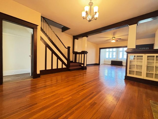 5550 Phillips AVENUE, Squirrel Hill, PA 15217