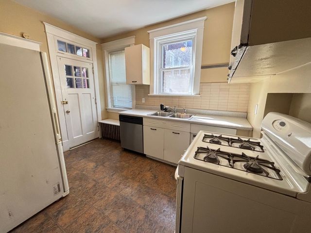 5550 Phillips AVENUE, Squirrel Hill, PA 15217
