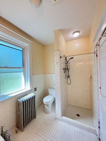 5550 Phillips AVENUE, Squirrel Hill, PA 15217