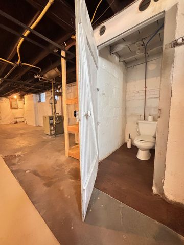 5550 Phillips AVENUE, Squirrel Hill, PA 15217
