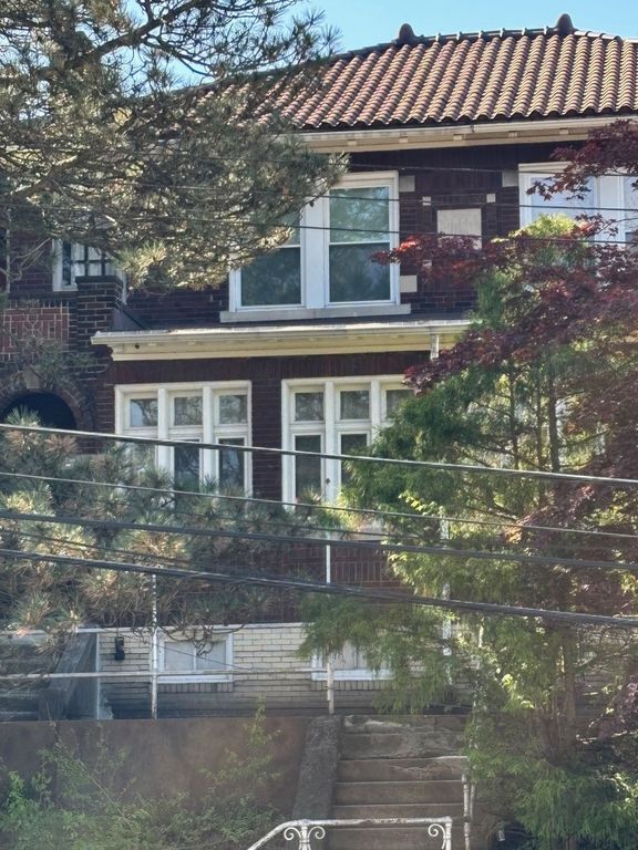 5550 Phillips AVENUE, Squirrel Hill, PA 15217