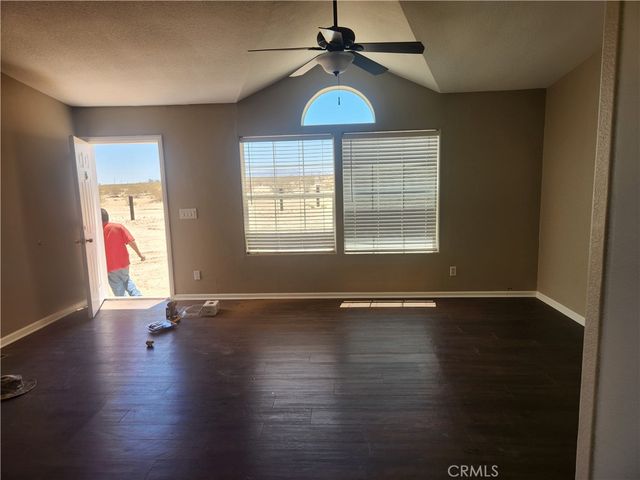 60824 Stagemans Road, Landers, CA 92285