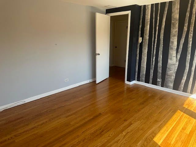 9843 Tulley Avenue, Oak Lawn, IL 60453