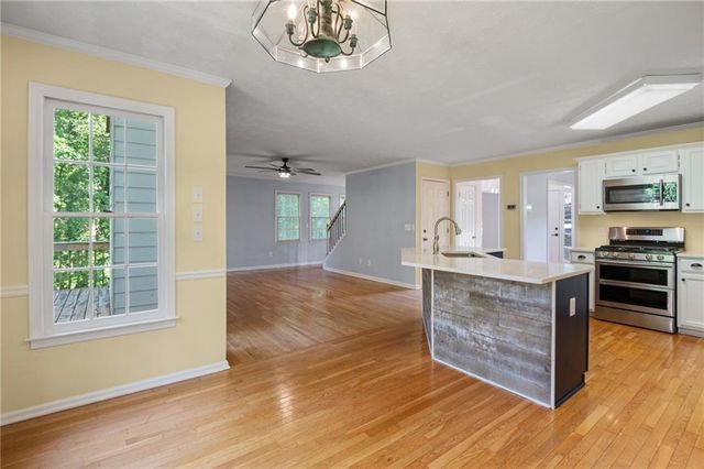 4848 Helga NE Way, Woodstock, GA 30188