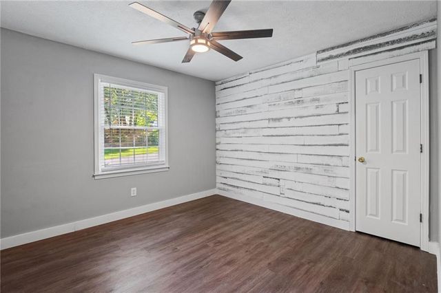 4848 Helga NE Way, Woodstock, GA 30188