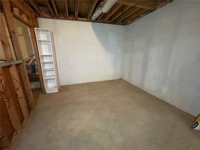 4848 Helga NE Way, Woodstock, GA 30188