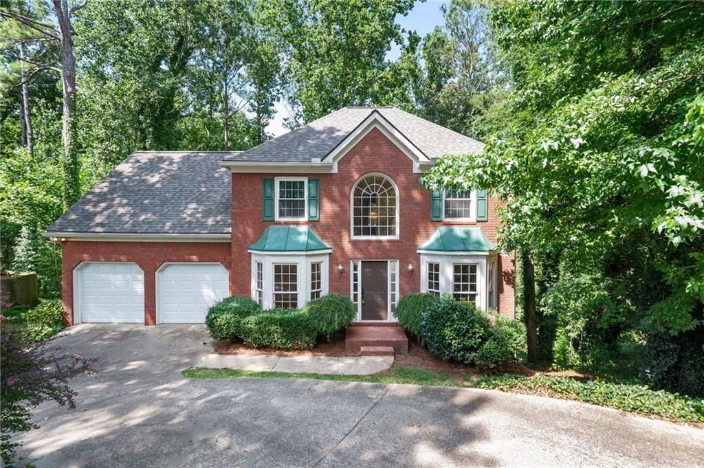 4848 Helga NE Way, Woodstock, GA 30188