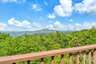 483 W Green Hill Drive, Blowing Rock, NC 28605