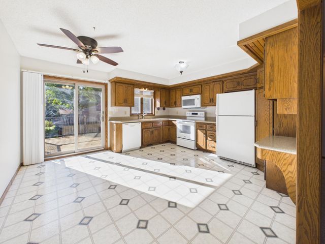2253 Charles Street N, North Saint Paul, MN 55109