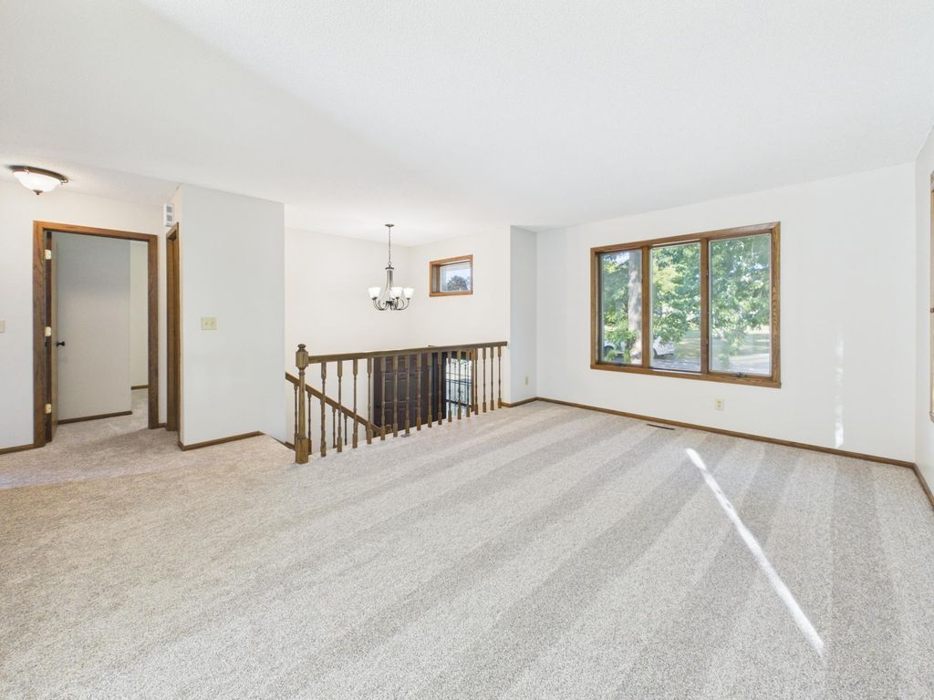 2253 Charles Street N, North Saint Paul, MN 55109 — photo 4