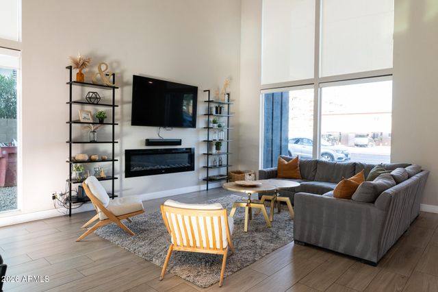 3732 N 68TH Street, Scottsdale, AZ 85251