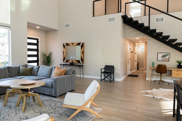 3732 N 68TH Street, Scottsdale, AZ 85251