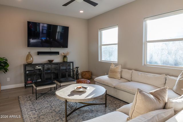 3732 N 68TH Street, Scottsdale, AZ 85251