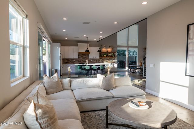 3732 N 68TH Street, Scottsdale, AZ 85251