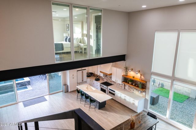 3732 N 68TH Street, Scottsdale, AZ 85251