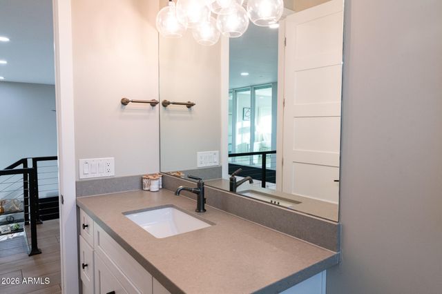 3732 N 68TH Street, Scottsdale, AZ 85251