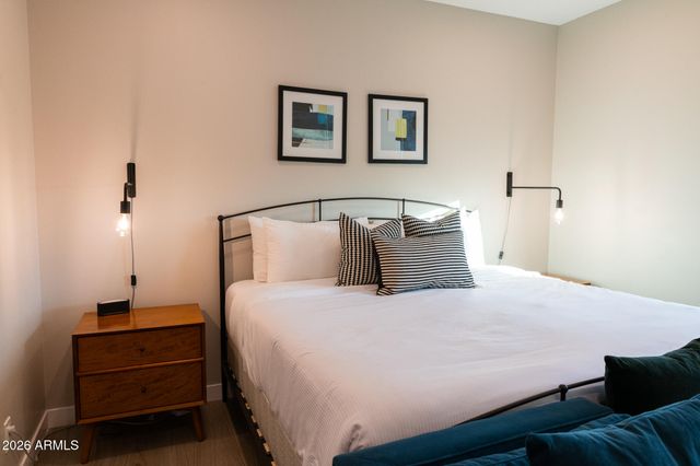 3732 N 68TH Street, Scottsdale, AZ 85251