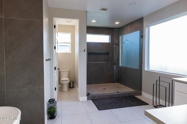 3732 N 68TH Street, Scottsdale, AZ 85251