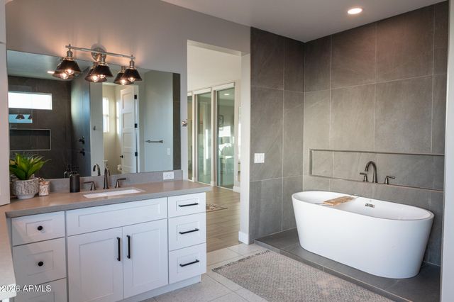 3732 N 68TH Street, Scottsdale, AZ 85251