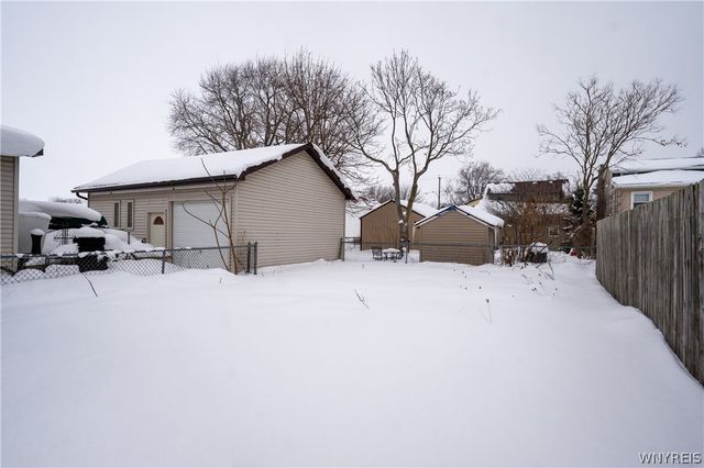 3654 7th Street, Hamburg, NY 14219