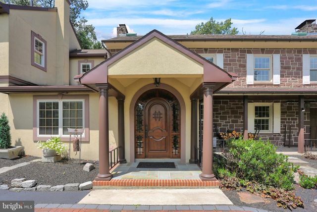 459 MOUNT PENN RD, Reading, PA 19607