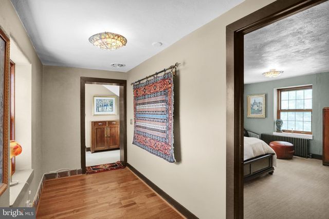459 MOUNT PENN RD, Reading, PA 19607