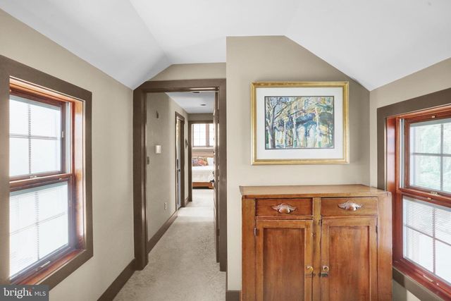 459 MOUNT PENN RD, Reading, PA 19607