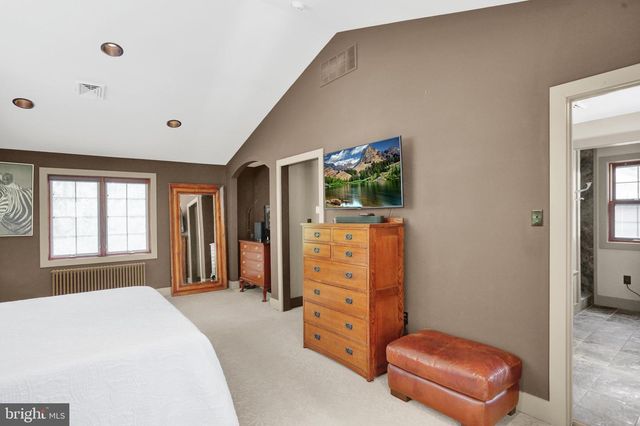 459 MOUNT PENN RD, Reading, PA 19607