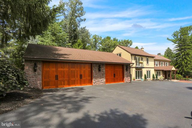 459 MOUNT PENN RD, Reading, PA 19607